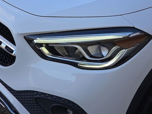 Used 2021 Mercedes-Benz GLA 250 image 11