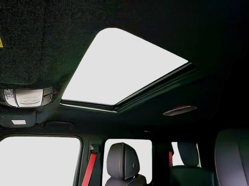 Used 2025 Mercedes-Benz G 63 AMG 4MATIC image 9