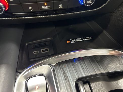 Used 2023 Buick Enclave Essence w/ Experience Buick Package image 22