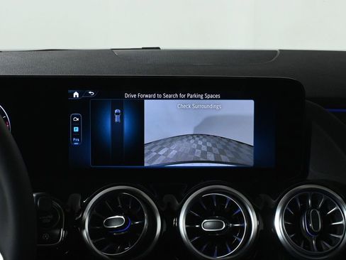 New 2026 Mercedes-Benz GLA 250 4MATIC image 23