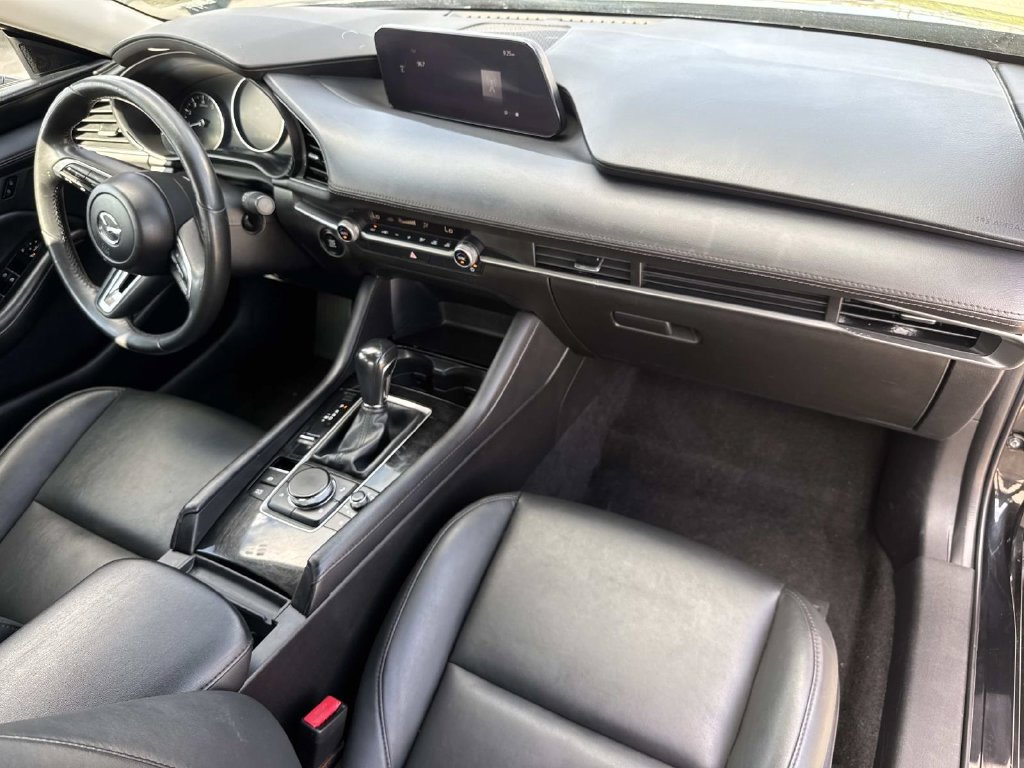 Used 2024 MAZDA MAZDA3 s FWD image 12