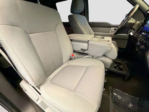 Used 2011 Ford F150 XLT w/ XLT Chrome Pkg RWD image 15