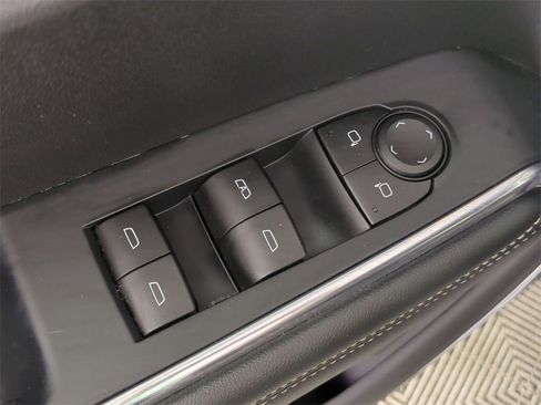 Certified 2025 GMC Acadia Elevation image 23