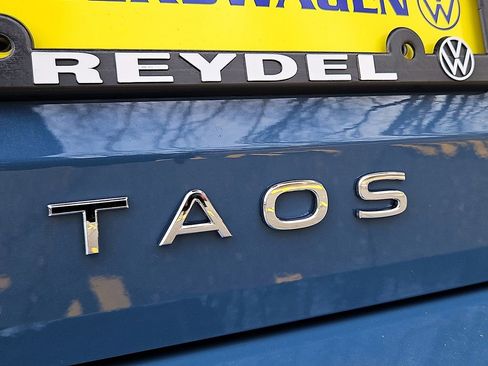 New 2026 Volkswagen Taos SE image 19