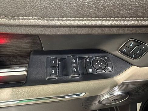Used 2018 Ford Expedition Limited w/ Equipment Group 301A AWD/4WD image 21