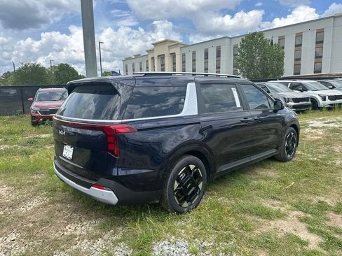 New 2026 Kia Carnival EX FWD image 7