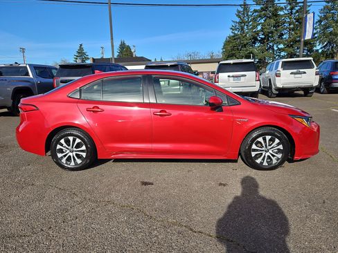 Used 2020 Toyota Corolla LE image 6