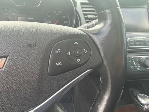 Used 2014 Chevrolet Impala LTZ FWD image 23