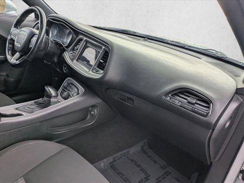 Used 2019 Dodge Challenger R/T w/ Blacktop Package image 21