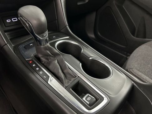 Used 2022 Chevrolet Equinox LT image 18