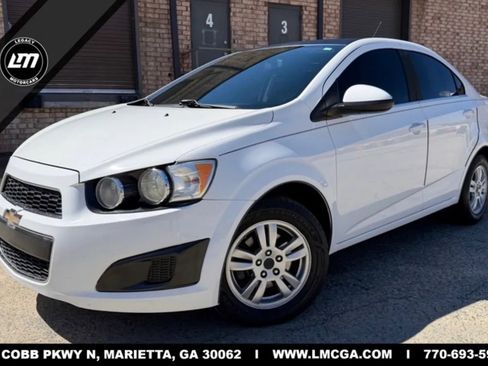 Used 2015 Chevrolet Sonic LT image 1