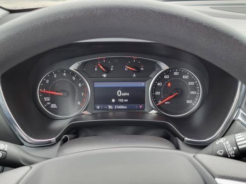 Used 2025 Chevrolet Blazer LT image 11