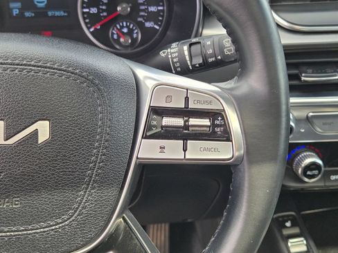 Used 2022 Kia Telluride S FWD image 23