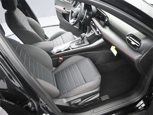 New 2025 Dodge Hornet R/T image 17