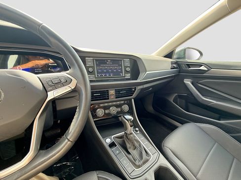 Used 2023 Volkswagen Jetta SE FWD image 26
