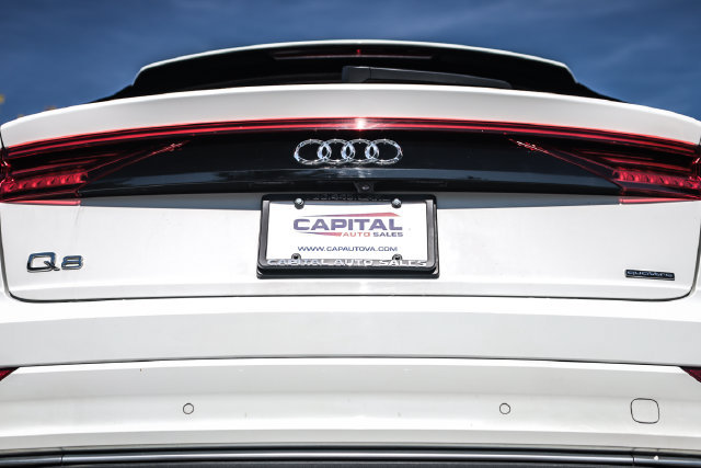 Used 2019 Audi Q8 Premium w/ Convenience Package AWD/4WD image 25
