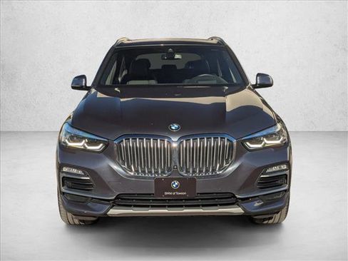 Used 2021 BMW X5 xDrive40i w/ Premium Package image 2