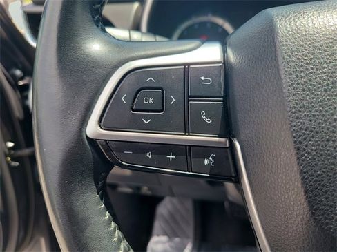 Used 2022 Toyota Highlander XLE image 29