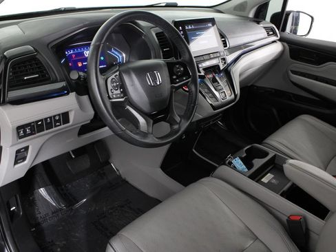 Used 2023 Honda Odyssey Elite image 19