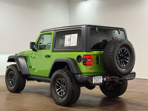Used 2025 Jeep Wrangler Sport AWD/4WD image 5