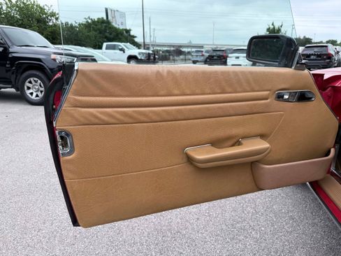 Used 1988 Mercedes-Benz 560 SL image 10