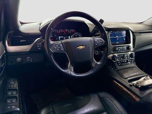 Used 2020 Chevrolet Tahoe Premier AWD/4WD image 24