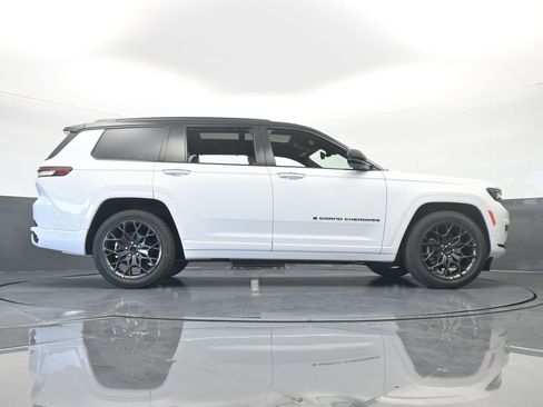 New 2025 Jeep Grand Cherokee L Summit image 70
