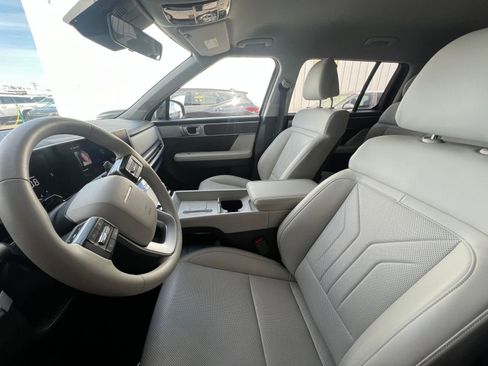 Used 2025 Hyundai Santa Fe SEL image 29