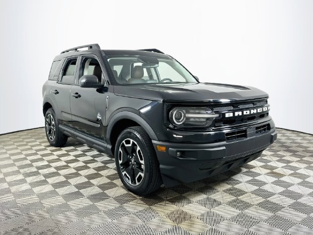Used 2024 Ford Bronco Sport Outer Banks w/ Tech Package AWD/4WD image 1