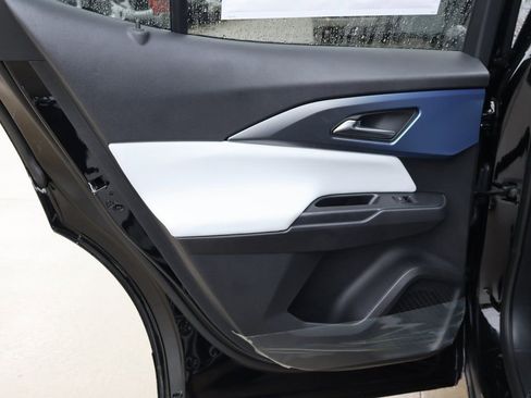 New 2026 Chevrolet Equinox EV LT image 23