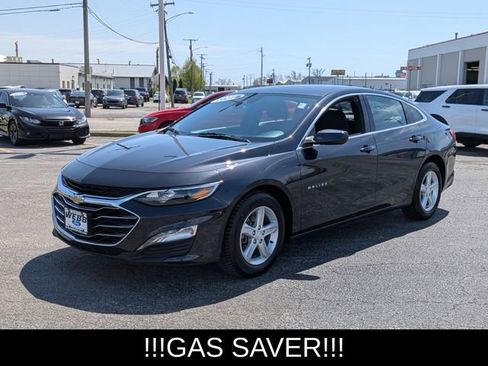 Used 2023 Chevrolet Malibu LT w/ Driver Confidence Package FWD image 4