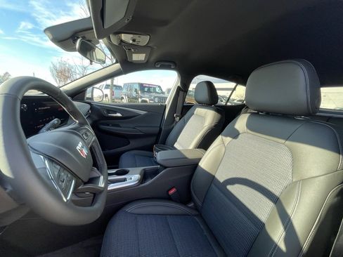 New 2026 Buick Envista Preferred w/ Convenience I Package image 21