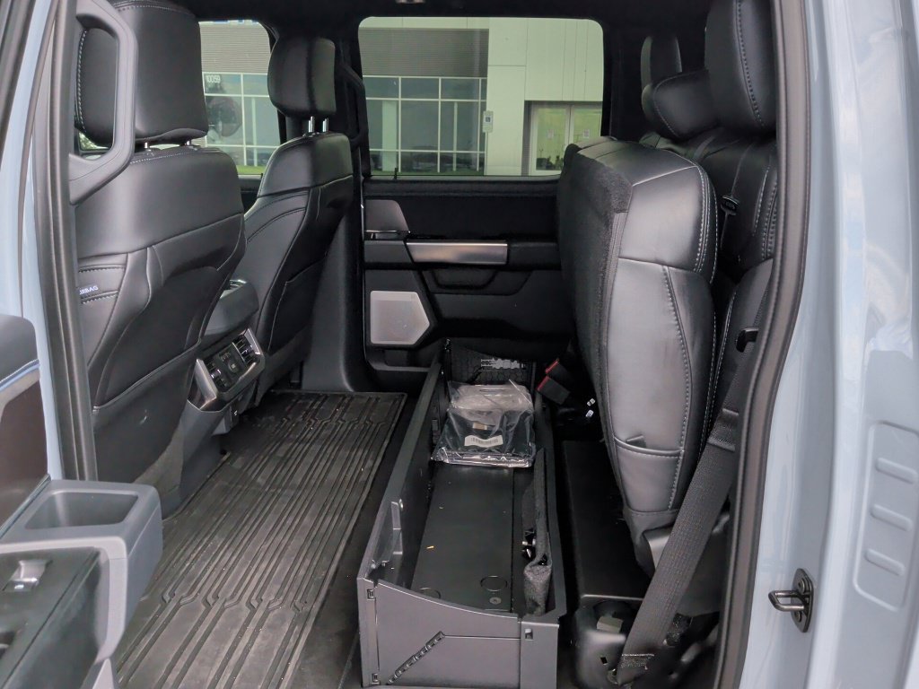 Used 2026 Ford F250 Platinum AWD/4WD image 41