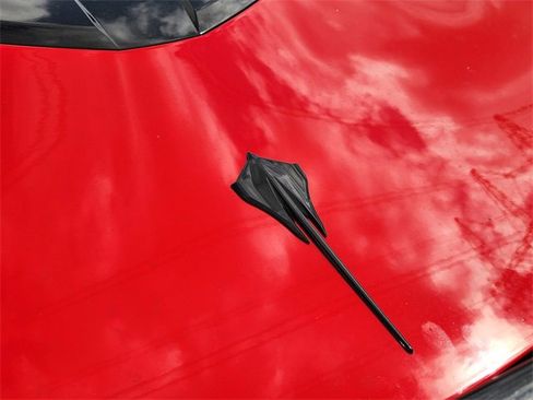 Used 2021 Chevrolet Corvette Stingray Preferred Cpe w/ Z51 Performance Package image 9