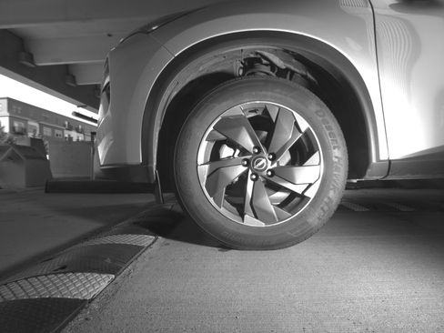 Used 2025 Nissan Rogue SV AWD/4WD image 12