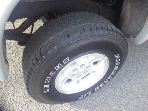 Used 1998 Dodge Dakota SLT image 25