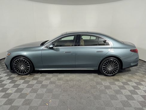 New 2026 Mercedes-Benz E 450 4MATIC Sedan image 2