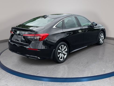 Used 2024 Honda Civic LX image 5