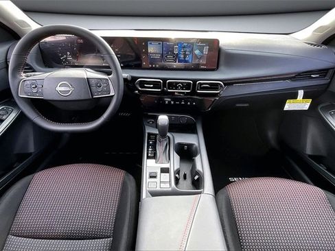 New 2026 Nissan Sentra SR image 5