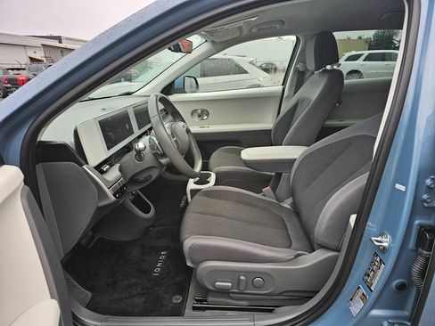 Used 2024 Hyundai Ioniq 5 SEL RWD image 18