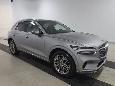 Used 2025 Genesis GV70 2.5T w/ Advanced Package AWD/4WD image 2