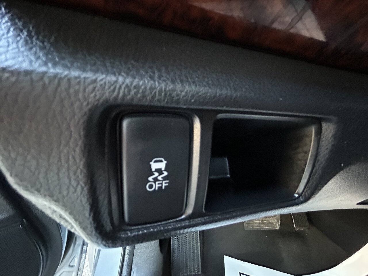 Used 2011 Honda Crosstour EX-L image 13