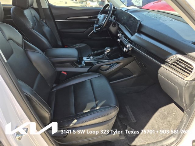 Certified 2024 Kia Telluride LX FWD image 9