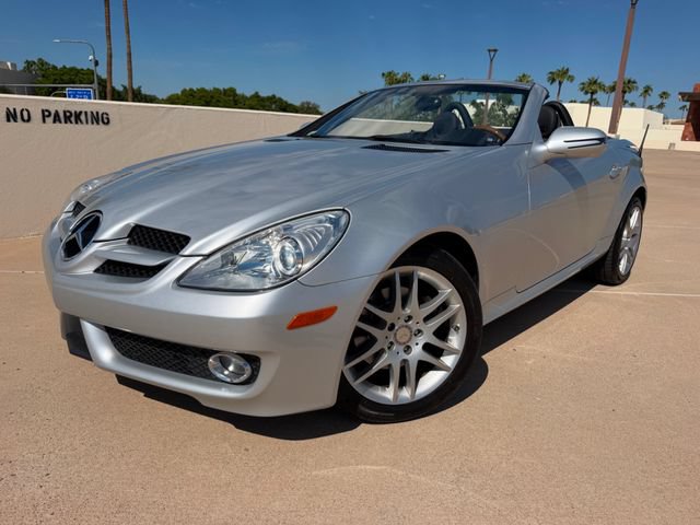 Used 2009 Mercedes-Benz SLK 300 image 1