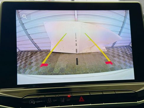 Used 2024 Jeep Compass Latitude w/ Altitude Special Edition image 16