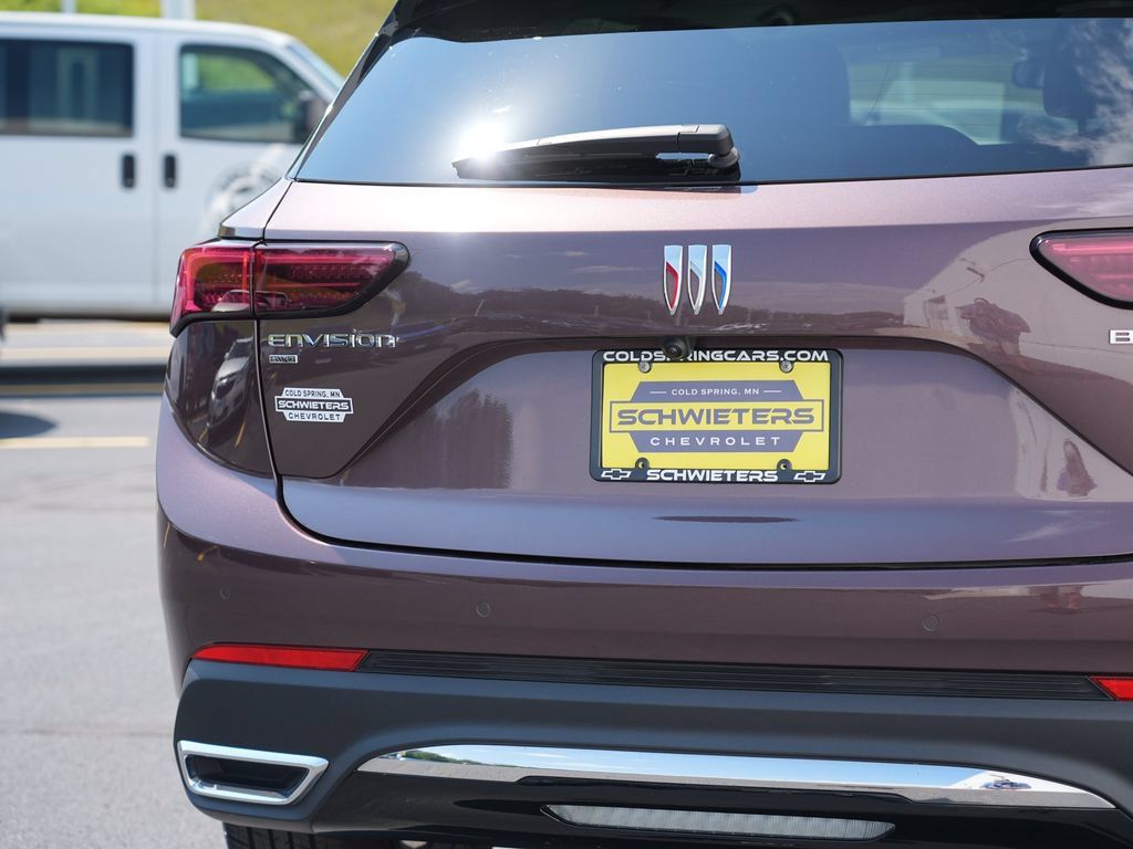 Certified 2024 Buick Envision Preferred AWD/4WD image 10
