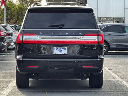 Used 2019 Lincoln Navigator L Reserve image 5