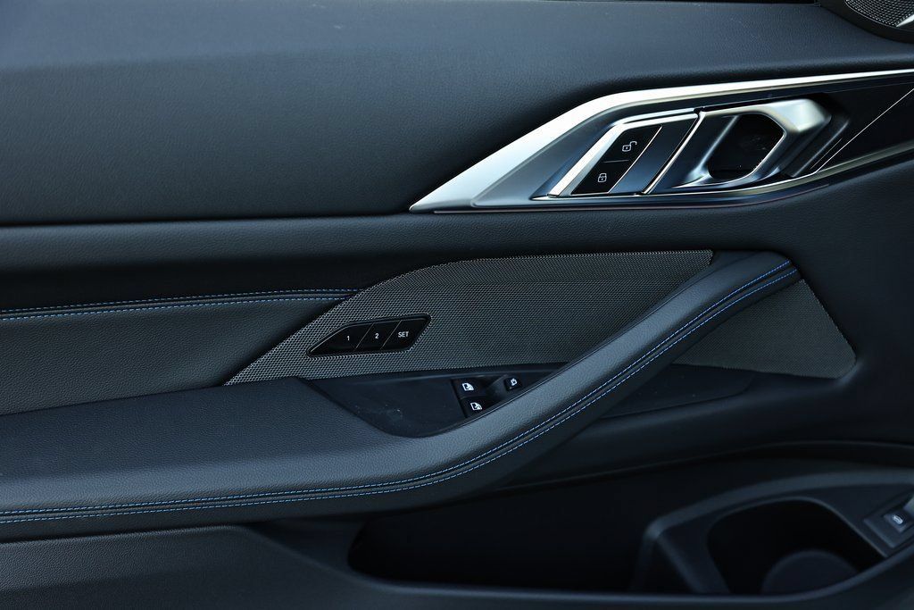 Used 2025 BMW 430i Coupe w/ M Sport Package RWD image 16