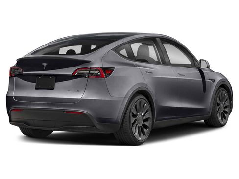 Used 2023 Tesla Model Y AWD image 2