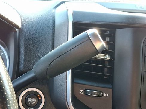 Used 2021 RAM 2500 Big Horn image 16